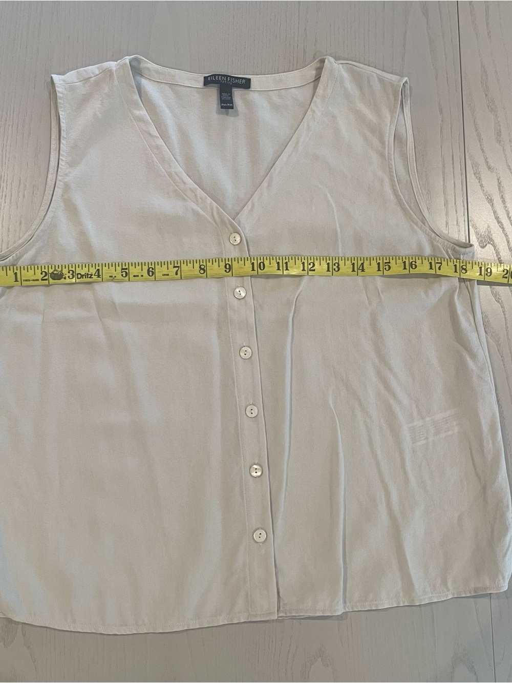 Eileen Fisher Bone Silk Georgette Crepe Shell Sleeveless Blouse - Petite Medium - Picture 4 of 5